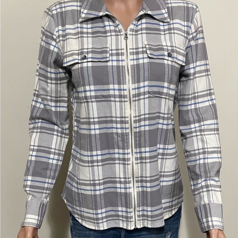 Chaps Women’s Long Sleeve Zip Front Flannel Pocket Shirt Small Gray Blue White S